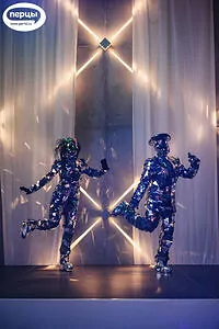 Зеркальные люди Беженарь шоу