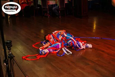 танцевальный коллектив на новогоднем корпоративе