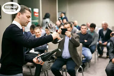 Винная дегустация с сомелье на конференции