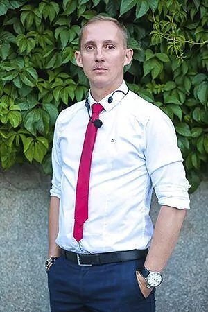 Константин  Смирнов