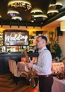 Роман   Сухов