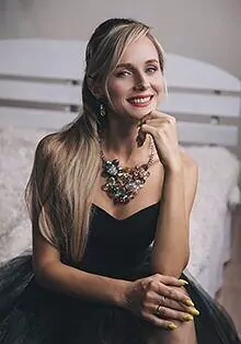 Елена  Славина