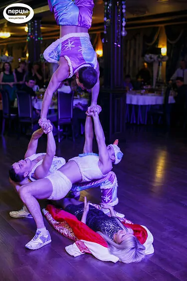 танцевальный коллектив на новогодний корпоратив