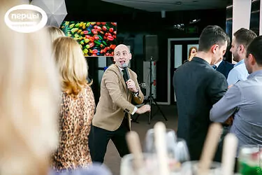 ведущий поздравление 8 марта отчет