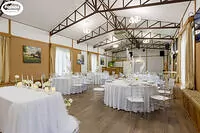 зал русский