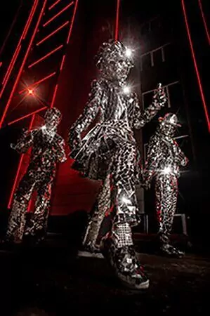 Шоу  «Зеркальные люди» 