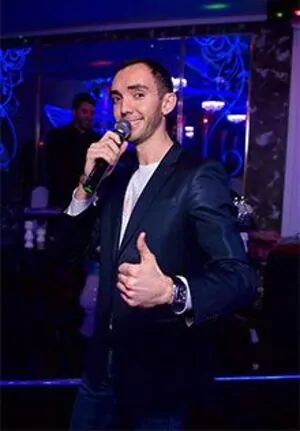 Александр  Галустян