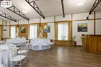 зал русский