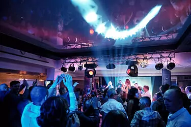 Новогодний корпоратив в стиле «Вечерний Ургант»