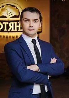 Андрей  Яндиев